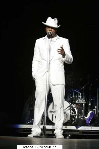 cliick pt`marire  ne-yo